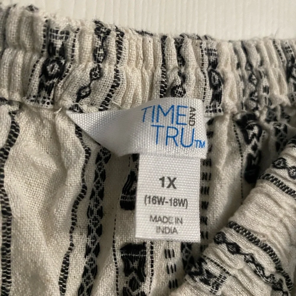 NWOT Time and Tru Black and White Patterned Midi Dress Size 1X - Picture 8 of 16